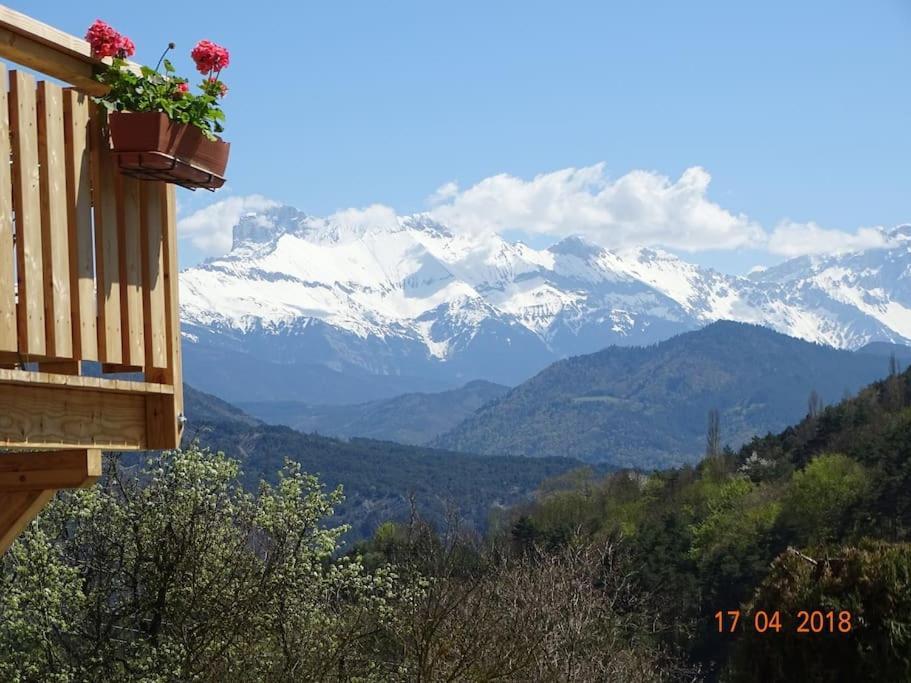 Gite De Charme : La Grange Au Lac Azur Treffort  エクステリア 写真