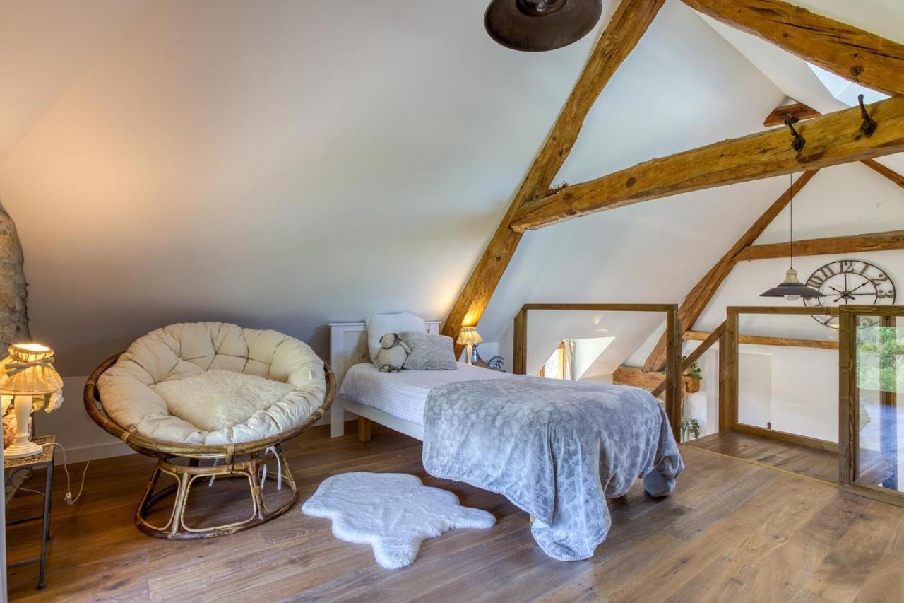Gite De Charme : La Grange Au Lac Azur Treffort  エクステリア 写真